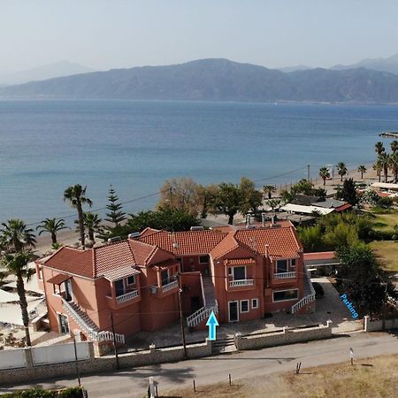 Ostraco Suite 2 Nafpaktos Eksteriør billede