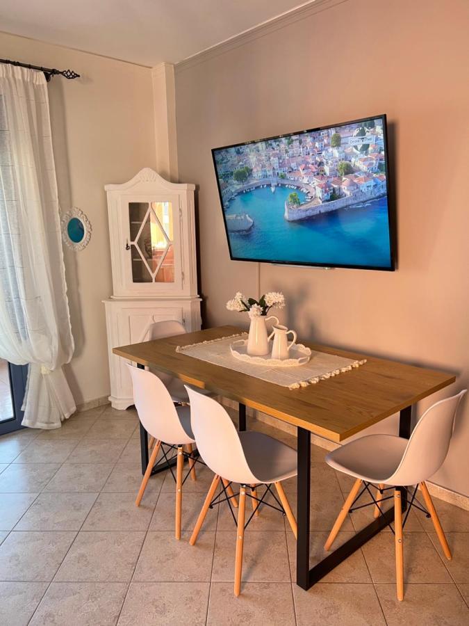 Ostraco Suite 2 Nafpaktos Eksteriør billede